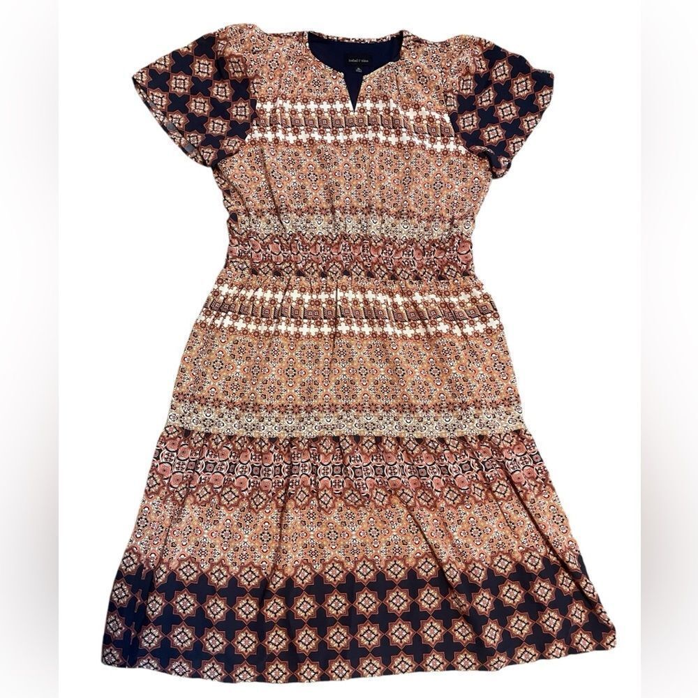 Isabel & Nina Short Sleeve Multi Print Midi Fit + Flare Dress - Picture 3 of 8